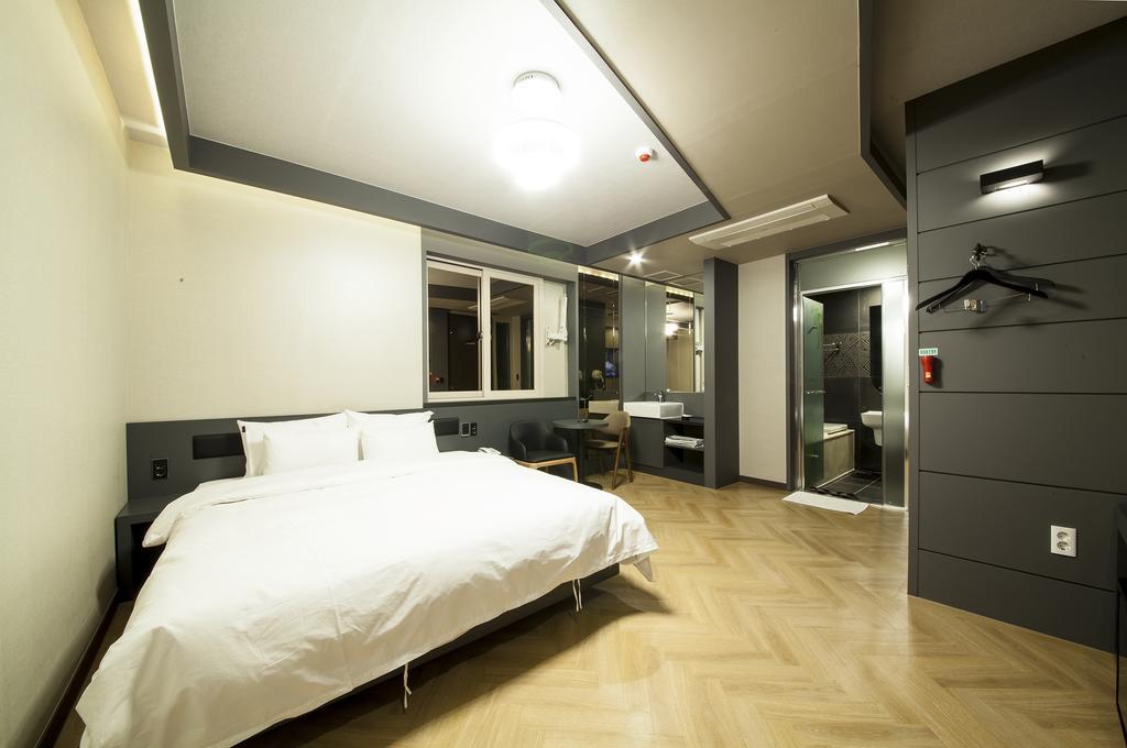 Jinju Kai Hotel Εξωτερικό φωτογραφία