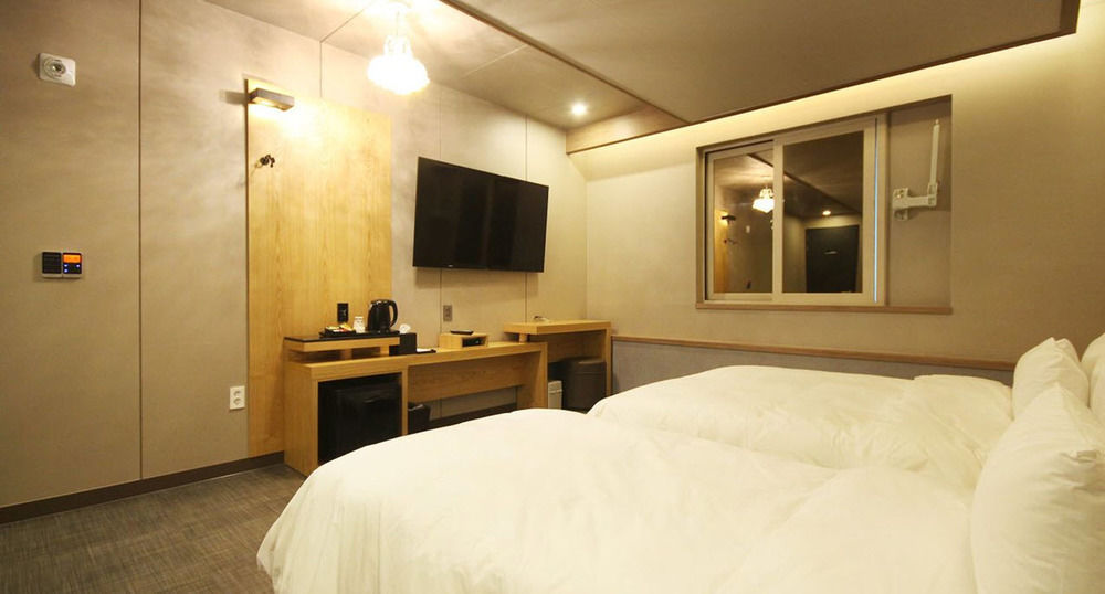 Jinju Kai Hotel Εξωτερικό φωτογραφία