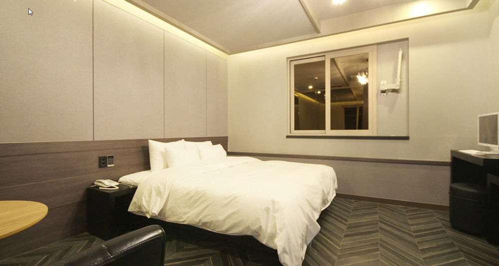 Jinju Kai Hotel Εξωτερικό φωτογραφία