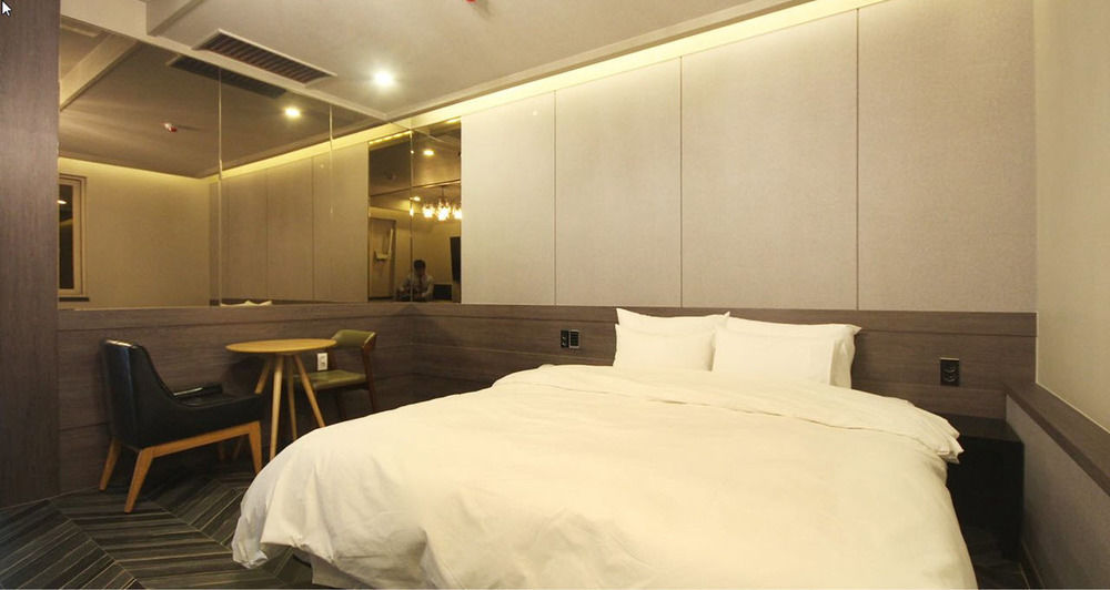 Jinju Kai Hotel Εξωτερικό φωτογραφία